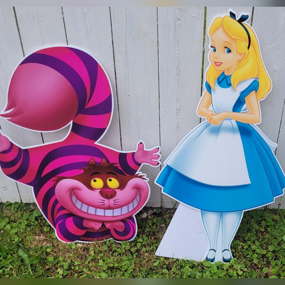 Alice in wonderland cardboard cutout